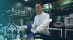 Arzeda scientist in a lab. Unilever and Arzeda use AI to develop performance-boosting enzymes for our cleaning products.